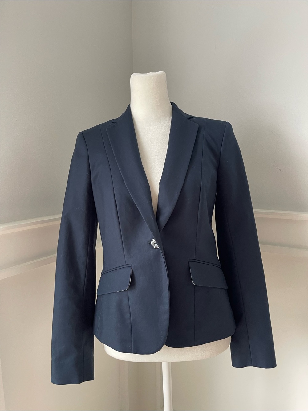 Brooks Brothers Navy Single-Button Tailored Blazer for Women